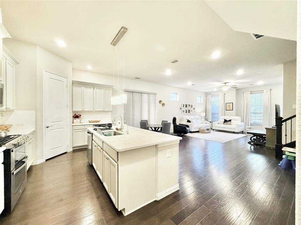 1021 ZACHARY Way, Allen, TX 75013