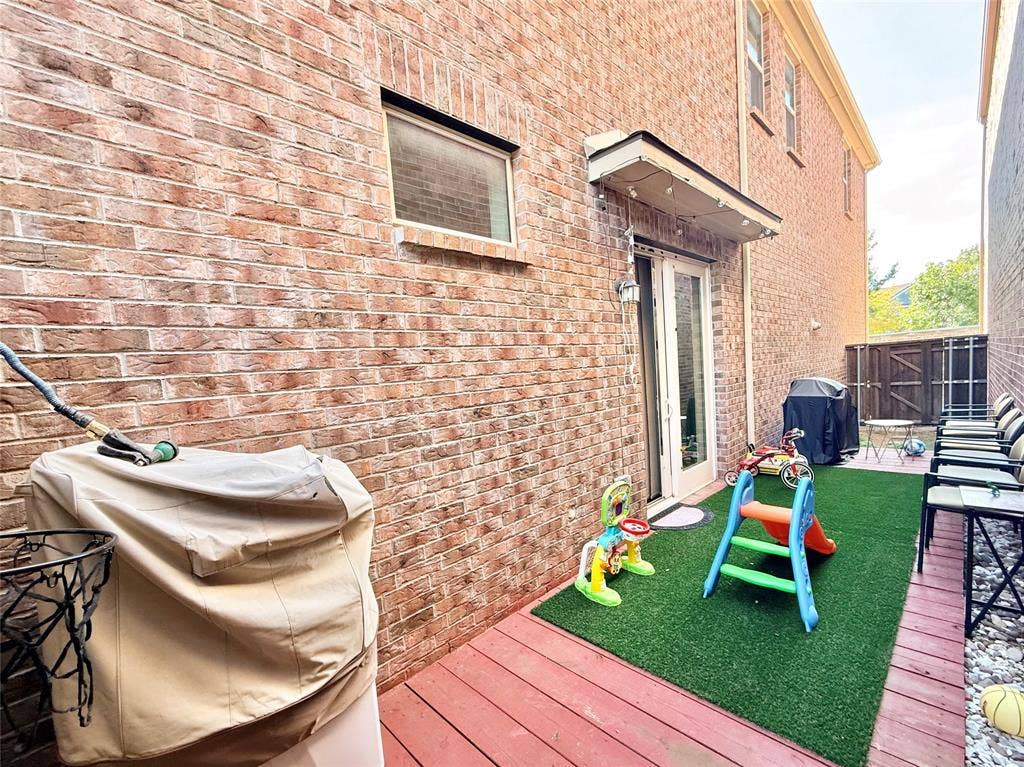 1021 ZACHARY Way, Allen, TX 75013