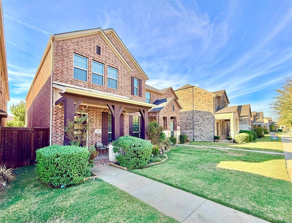 1021 ZACHARY Way, Allen, TX 75013