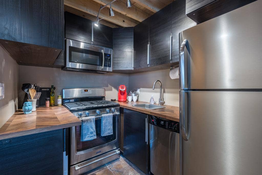 3100 Commerce Street, #160, Dallas, TX 75226 3100 Commerce Street, #160, Dallas, TX 75226