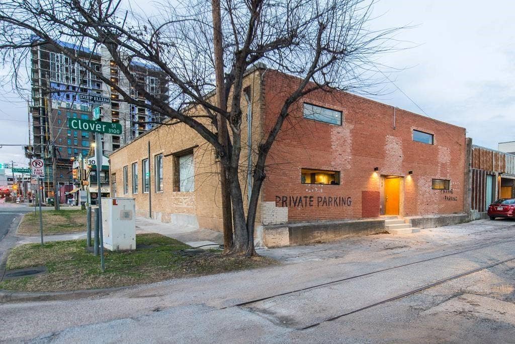3100 Commerce Street, #160, Dallas, TX 75226 3100 Commerce Street, #160, Dallas, TX 75226