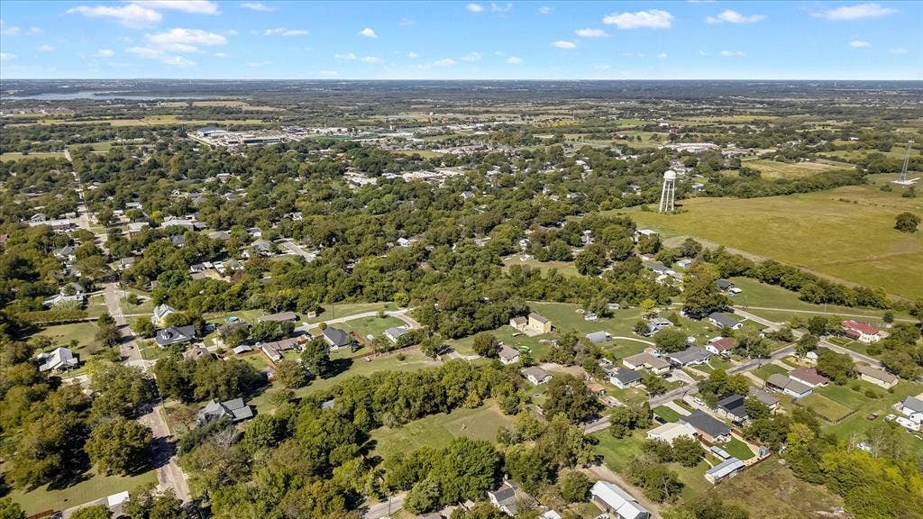 312 Davis St., Farmersville, TX 75442 312 Davis St., Farmersville, TX 75442