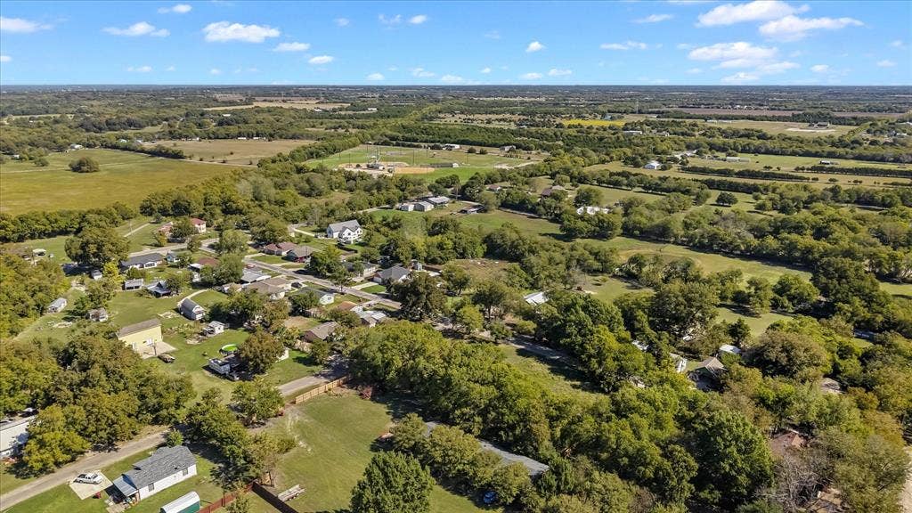 312 Davis St., Farmersville, TX 75442 312 Davis St., Farmersville, TX 75442