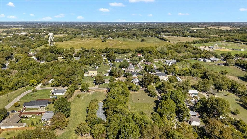 312 Davis St., Farmersville, TX 75442 312 Davis St., Farmersville, TX 75442