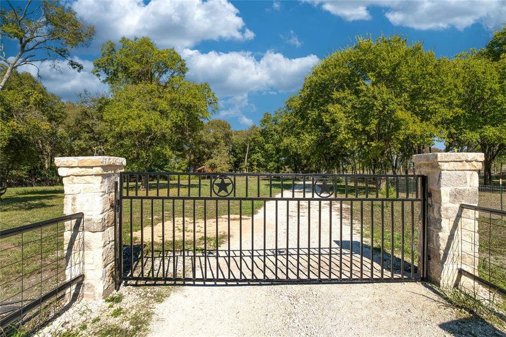224 Remington Circle, Moody, TX 76557 224 Remington Circle, Moody, TX 76557