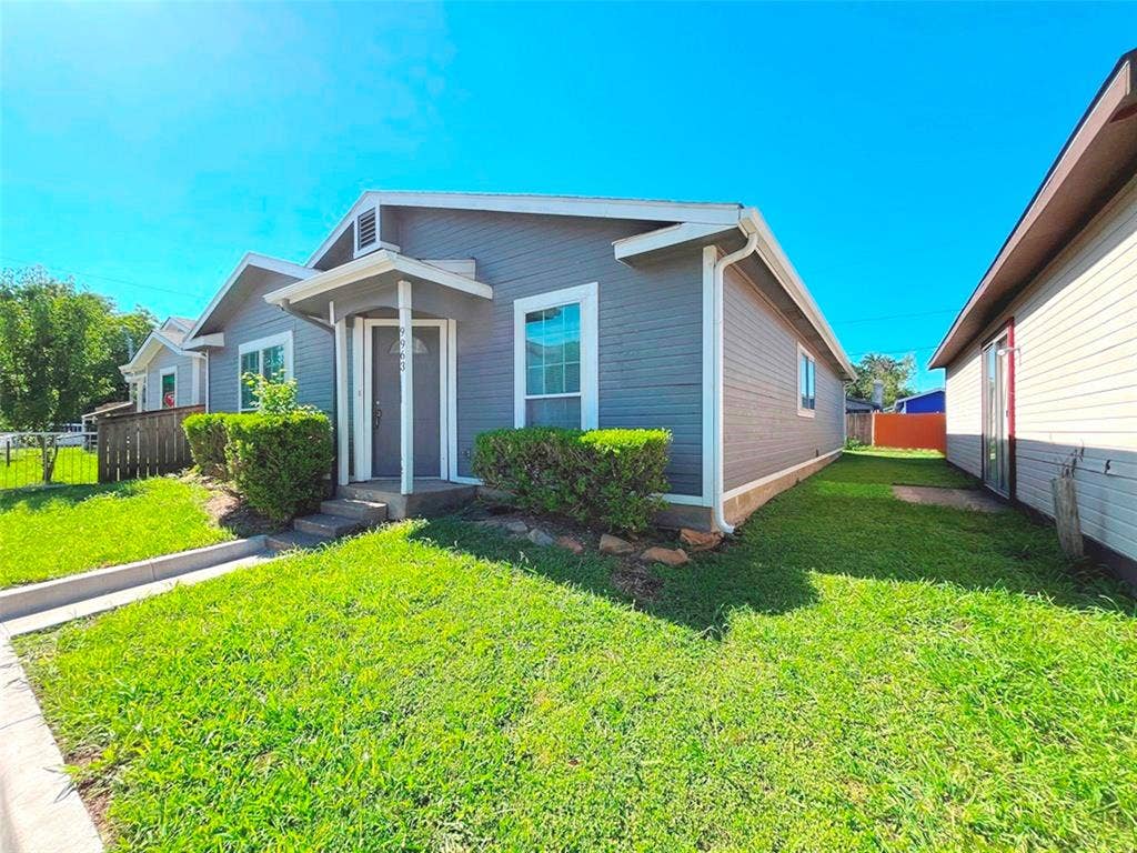 9963 Cedar Mountain Circle, Dallas, TX 75217 9963 Cedar Mountain Circle, Dallas, TX 75217