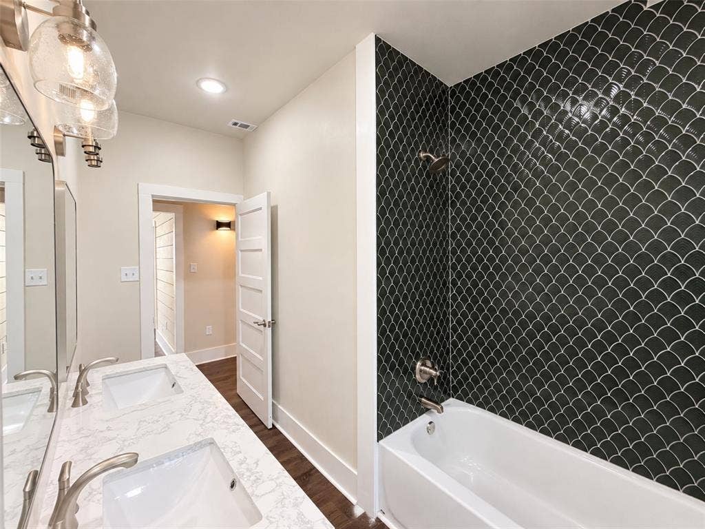 1104 Park Street, Greenville, TX 75401