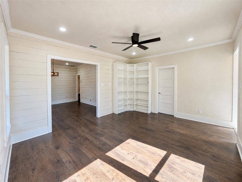 1104 Park Street, Greenville, TX 75401