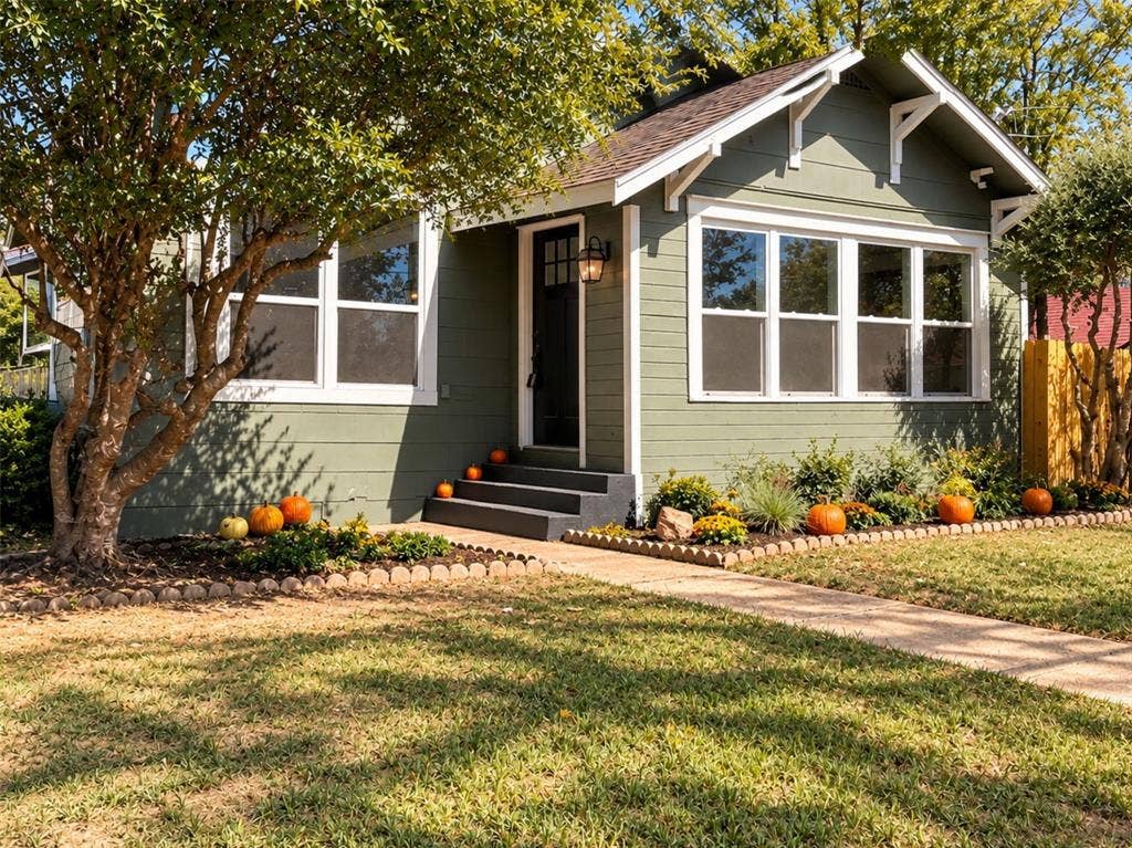 1104 Park Street, Greenville, TX 75401
