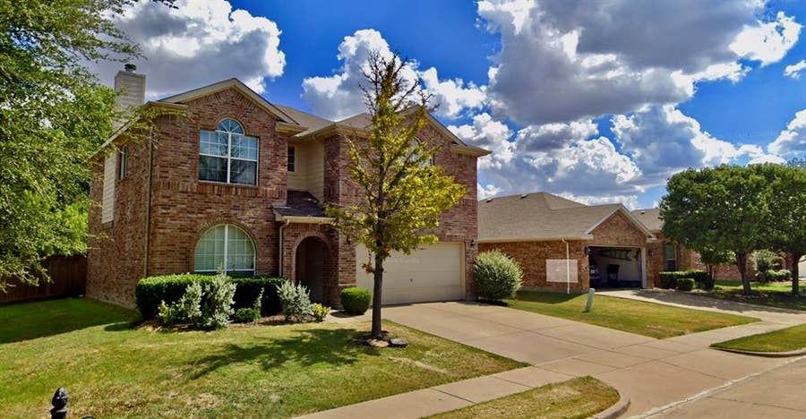 Property photo for 3231 Yeltes, Grand Prairie, TX