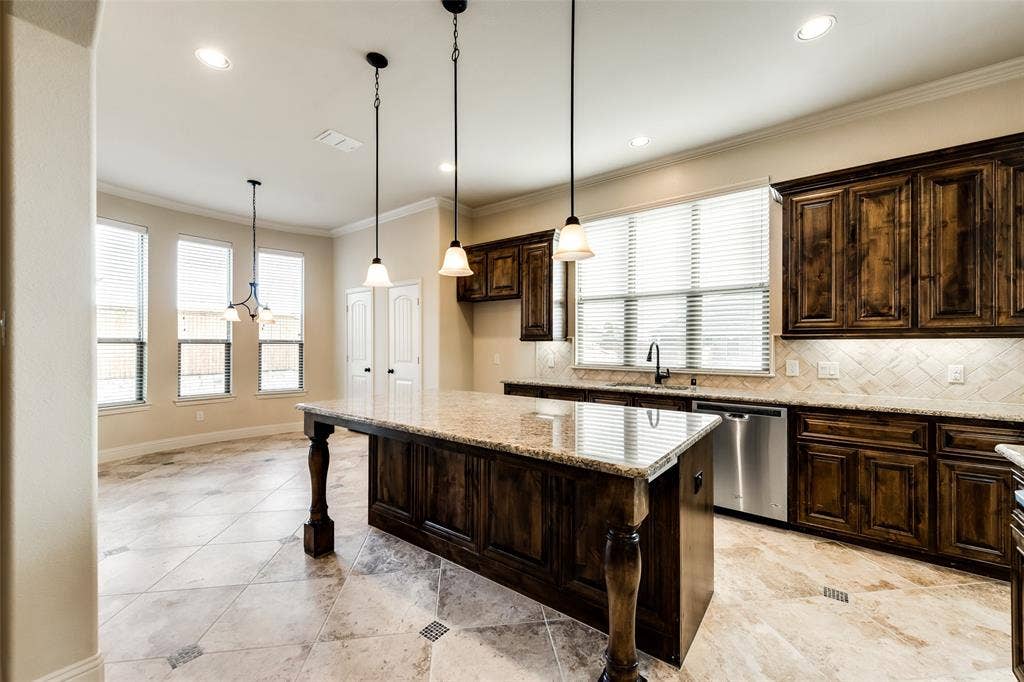 600 England Street, Fate, TX 75189 600 England Street, Fate, TX 75189