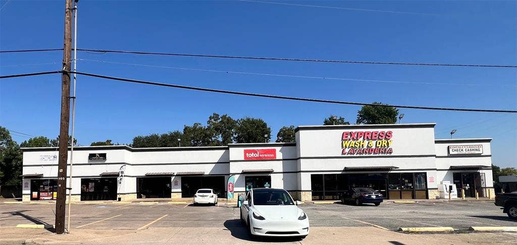 1441 W Kingsley Road, #1435, Garland, TX 75041 1441 W Kingsley Road, #1435, Garland, TX 75041