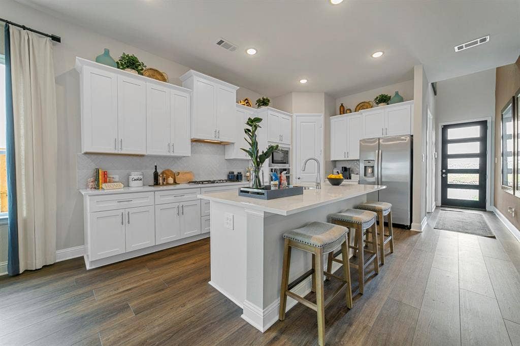 10593 Wells Branch Drive, Frisco, TX 75035 10593 Wells Branch Drive, Frisco, TX 75035