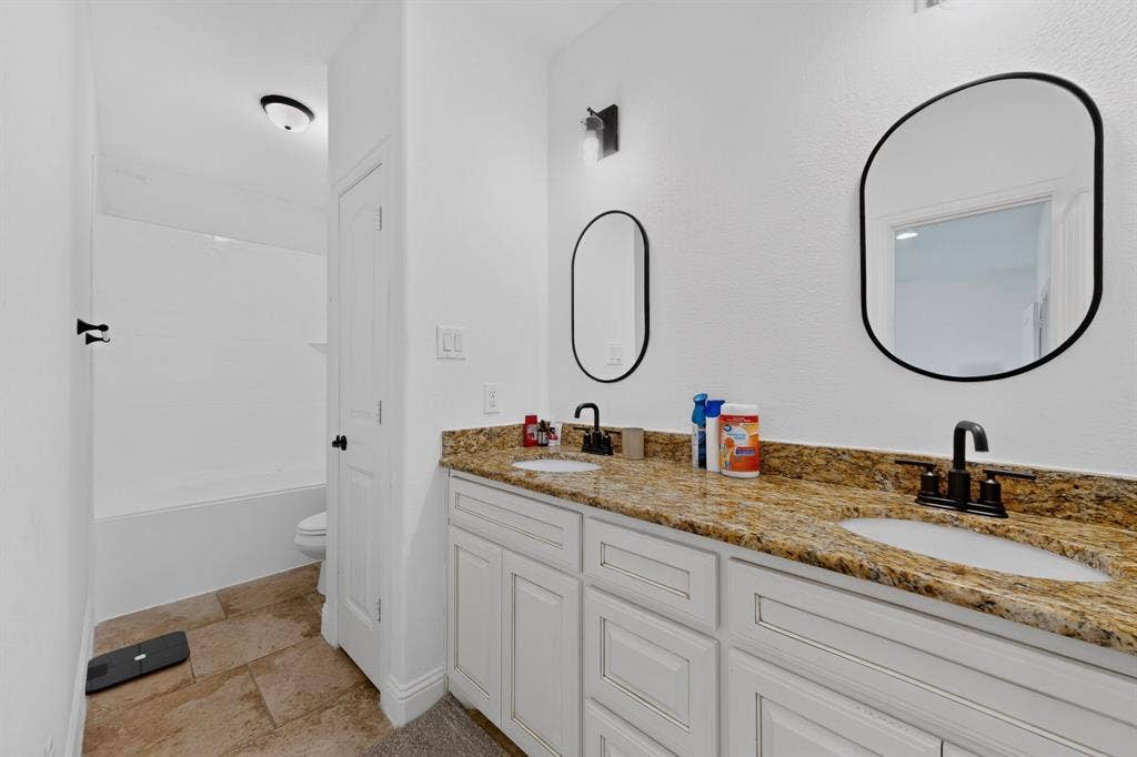 6606 Windward View Drive, Rowlett, TX 75088 6606 Windward View Drive, Rowlett, TX 75088