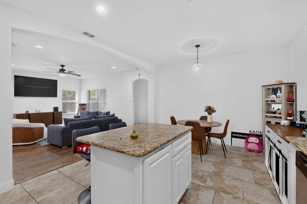 6606 Windward View Drive, Rowlett, TX 75088 6606 Windward View Drive, Rowlett, TX 75088