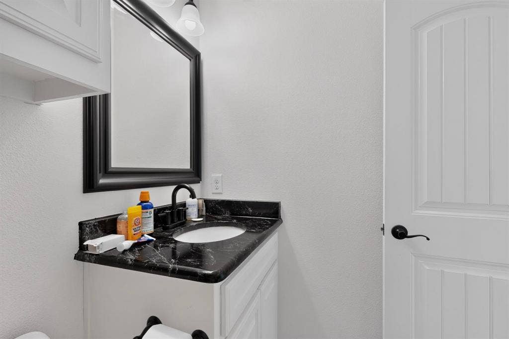 6606 Windward View Drive, Rowlett, TX 75088 6606 Windward View Drive, Rowlett, TX 75088