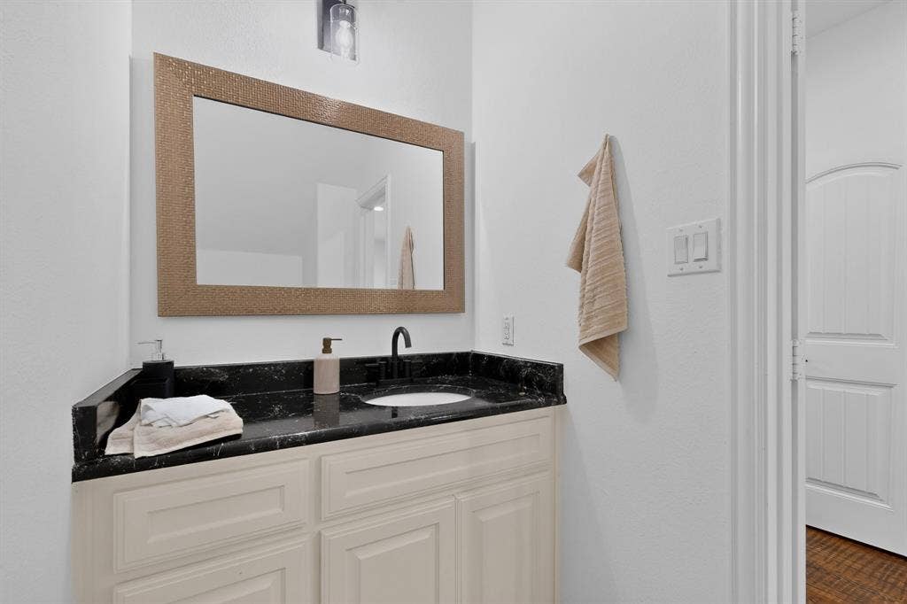 6606 Windward View Drive, Rowlett, TX 75088 6606 Windward View Drive, Rowlett, TX 75088