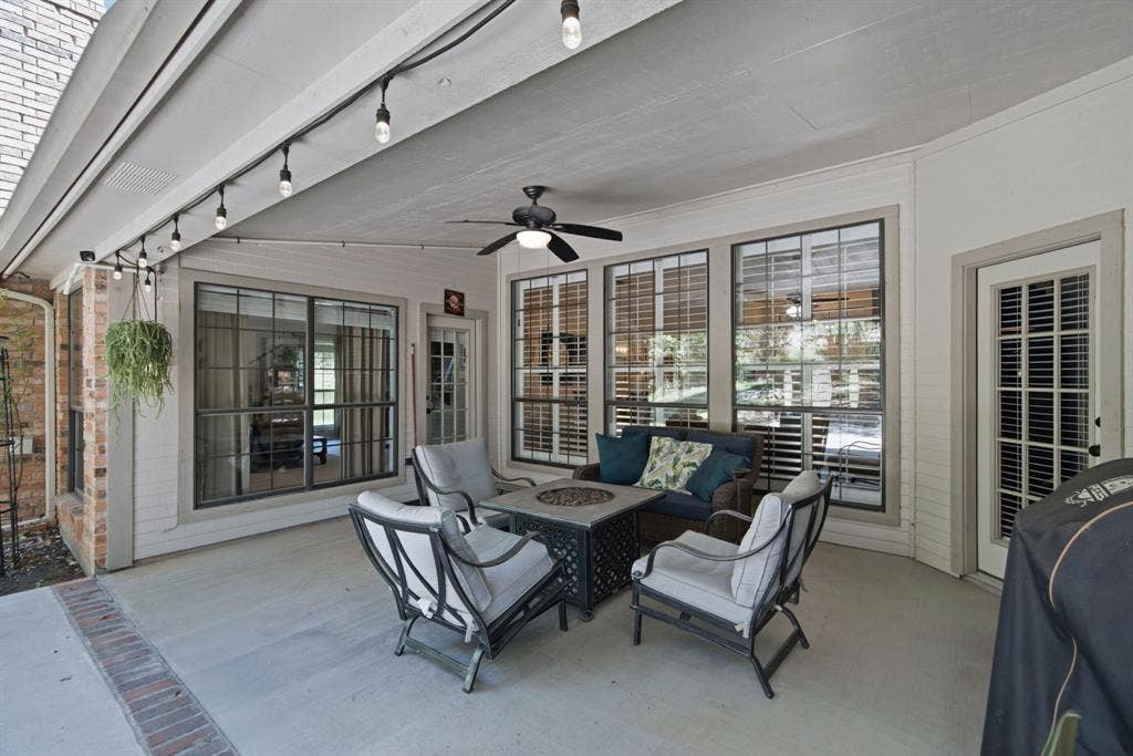 404 Aqua Vista Drive, Granbury, TX 76049 404 Aqua Vista Drive, Granbury, TX 76049