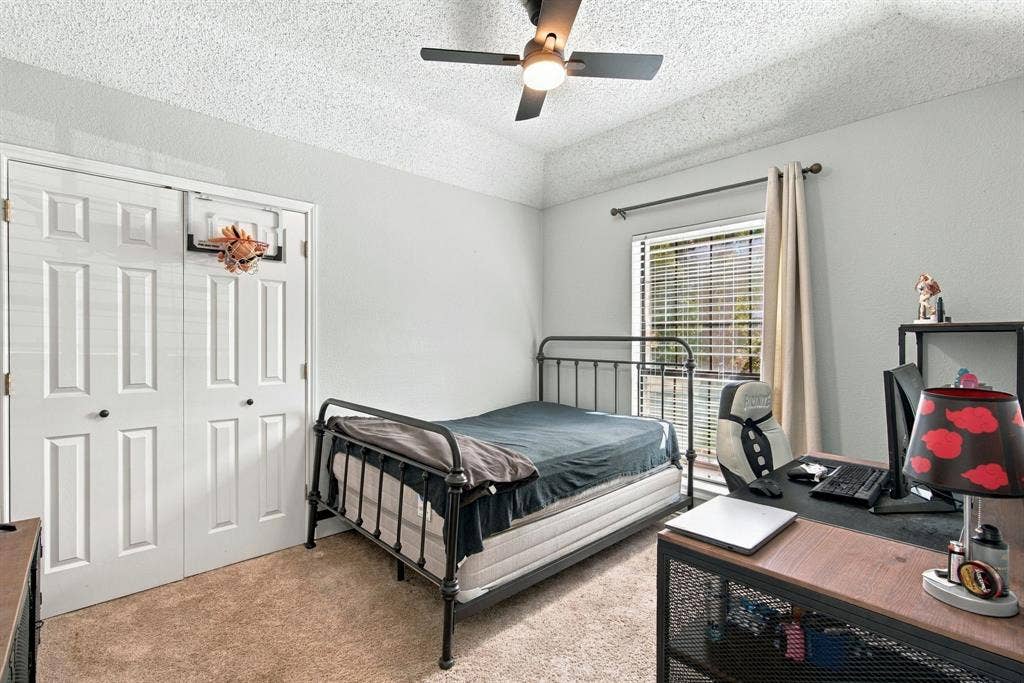 404 Aqua Vista Drive, Granbury, TX 76049 Bedroom #2