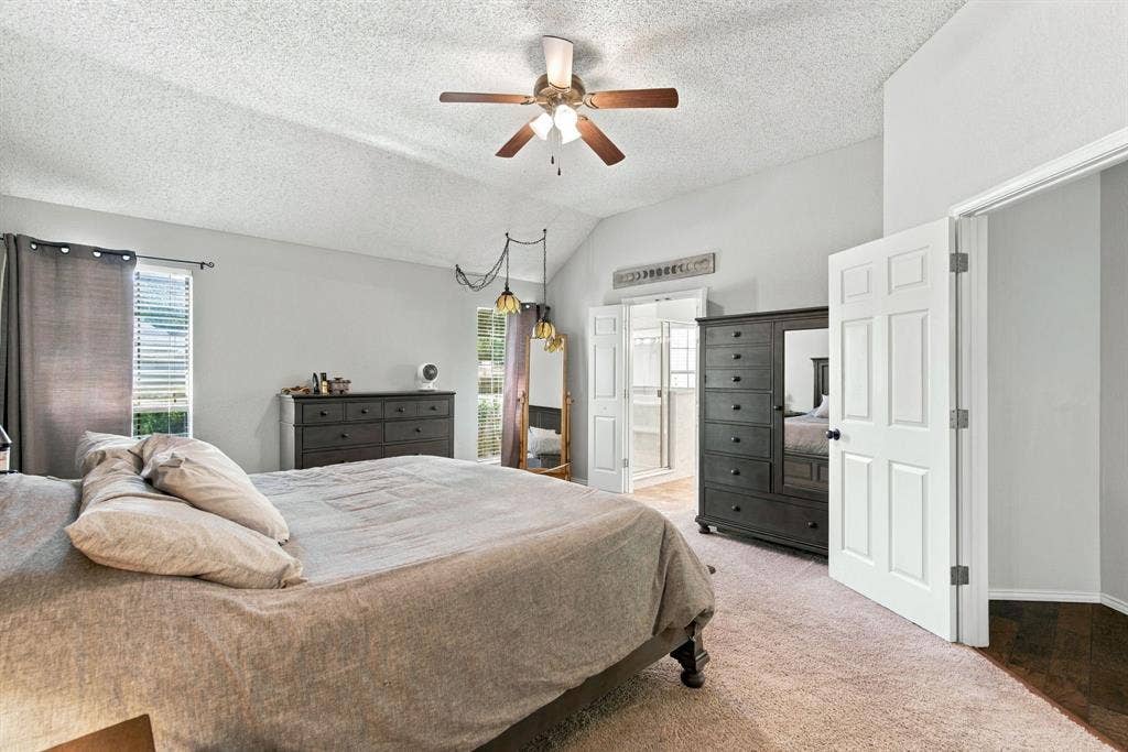 404 Aqua Vista Drive, Granbury, TX 76049 Primary Bedroom