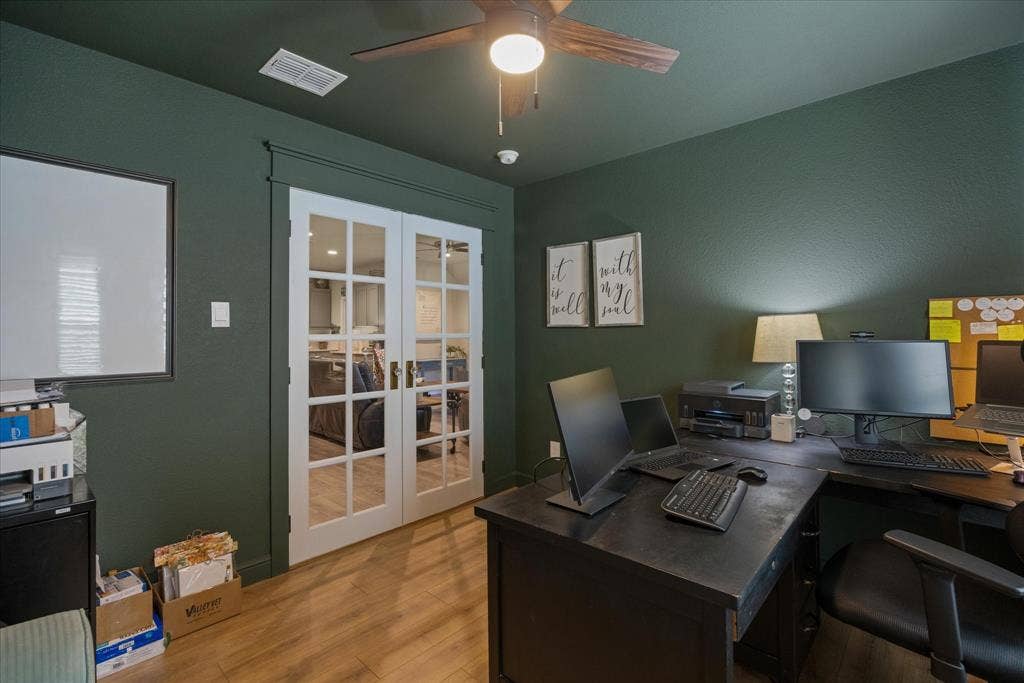 4119 Cornerstone Circle, Granbury, TX 76048 4119 Cornerstone Circle, Granbury, TX 76048