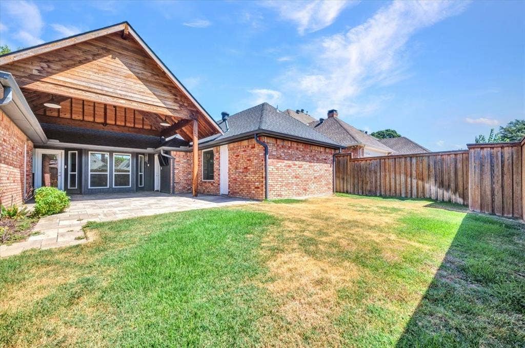 5208 Streamwood Lane, Plano, TX 75093 5208 Streamwood Lane, Plano, TX 75093