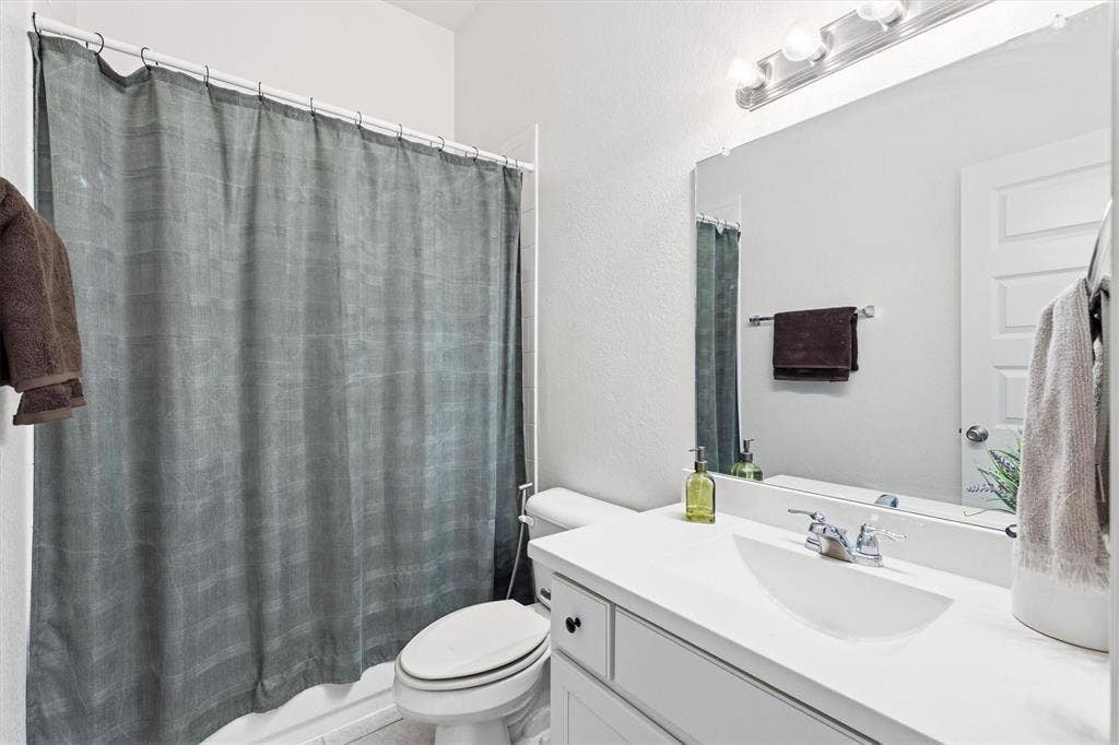 2034 Clearmist Way, Royse City, TX 75189 2034 Clearmist Way, Royse City, TX 75189