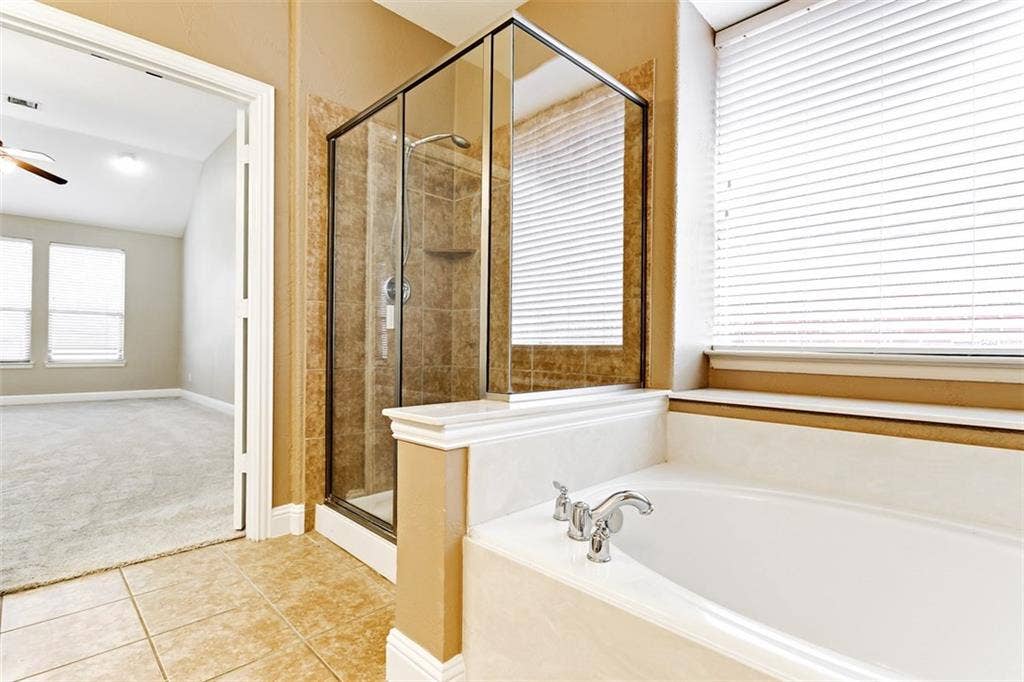9686 Avalon Drive, Frisco, TX 75035 9686 Avalon Drive, Frisco, TX 75035
