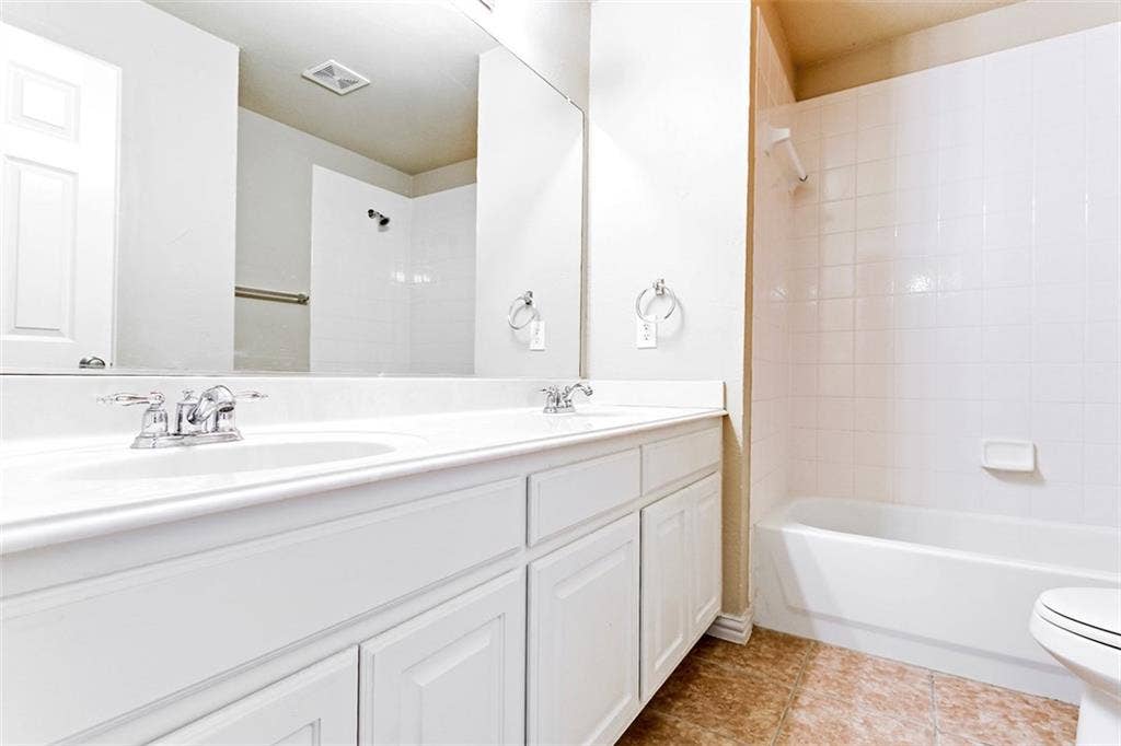 9686 Avalon Drive, Frisco, TX 75035 9686 Avalon Drive, Frisco, TX 75035