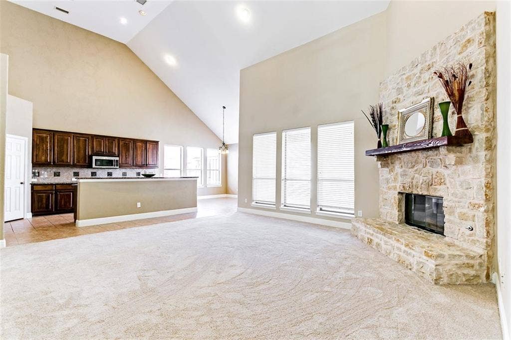 9686 Avalon Drive, Frisco, TX 75035 9686 Avalon Drive, Frisco, TX 75035