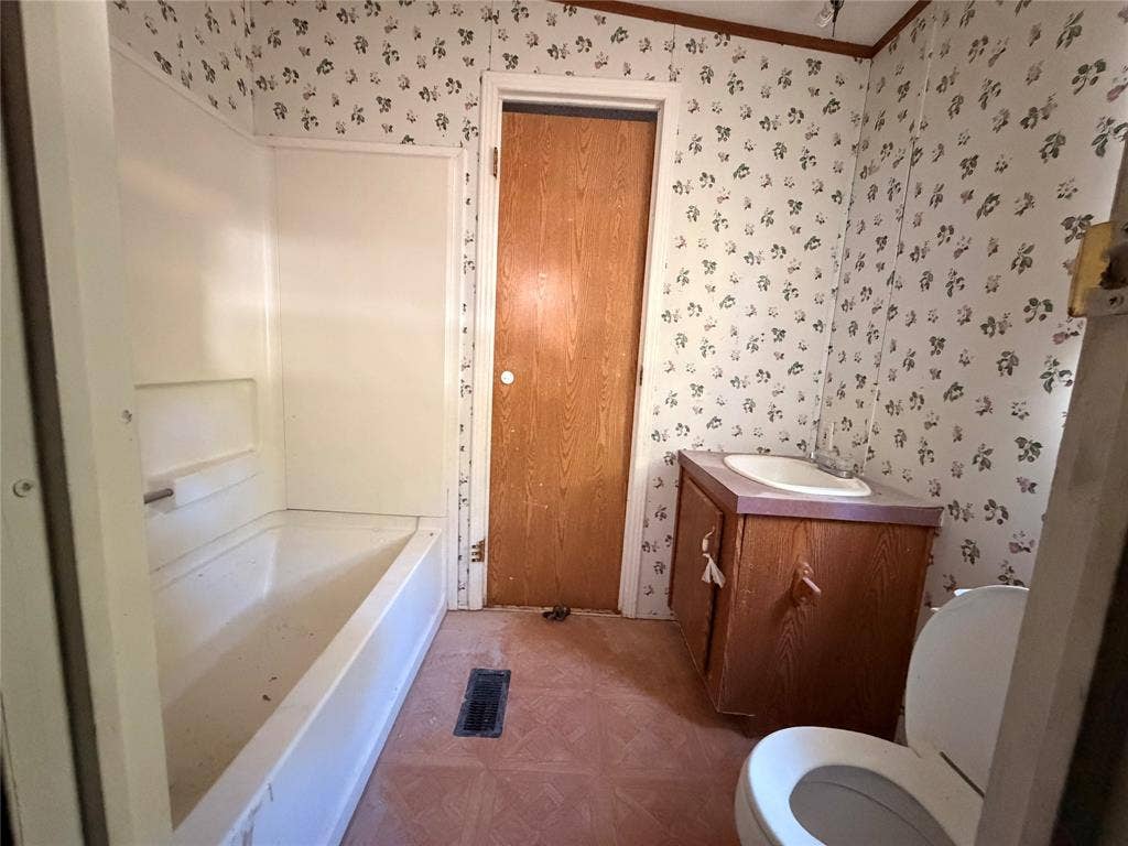 704 Lazy Springs Drive, Red Oak, TX 75154 704 Lazy Springs Drive, Red Oak, TX 75154