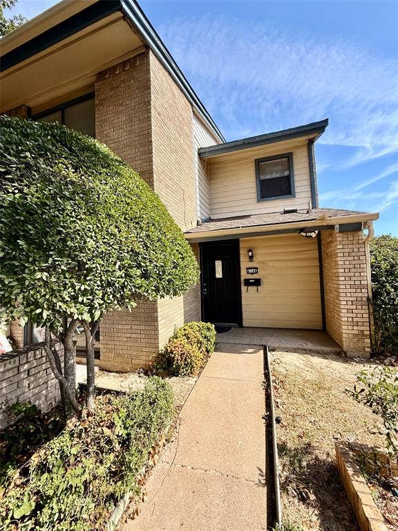 Property photo for 4146 Towngate Boulevard, Garland, TX