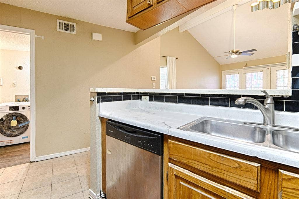13219 Emily Road, #4201D, Dallas, TX 75240