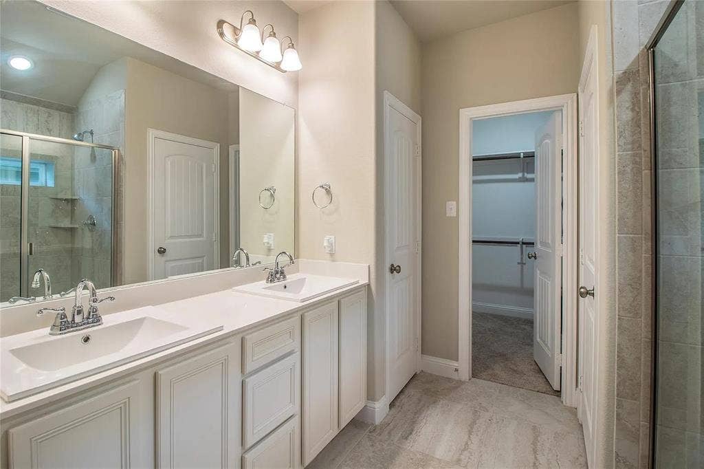 1214 Erika Lane, Forney, TX 75126 1214 Erika Lane, Forney, TX 75126