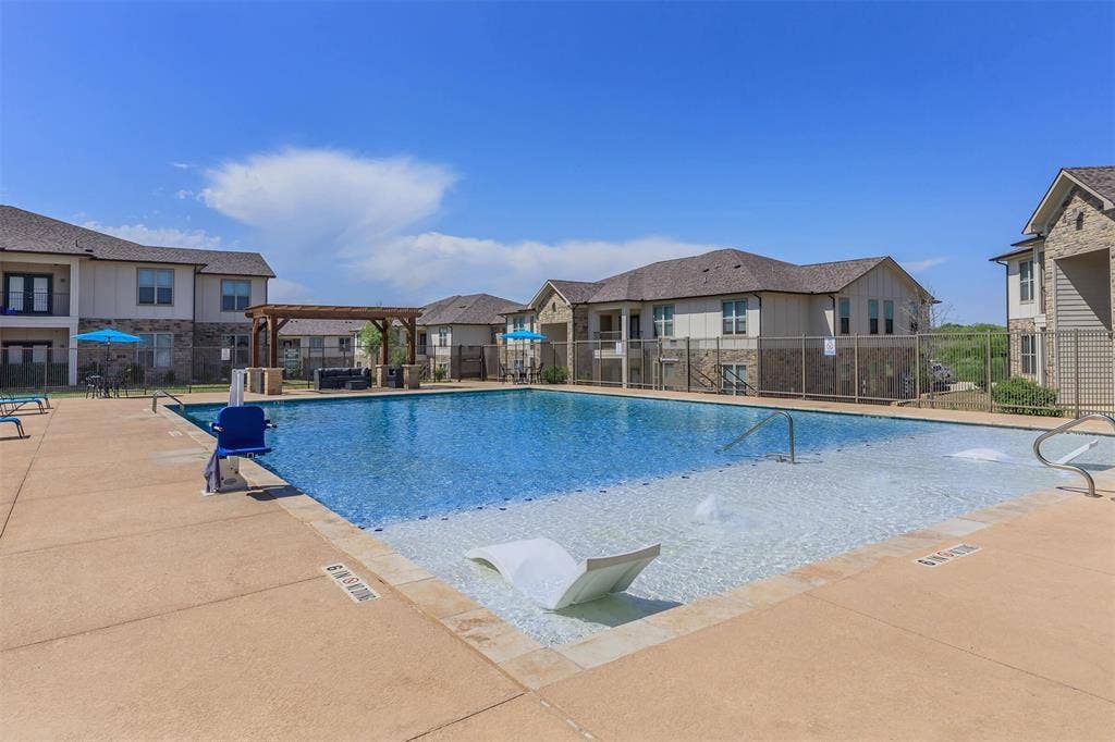 2991 Lakeside Drive, #726, Midlothian, TX 76065 Midlothian Meadows community swimming pool.