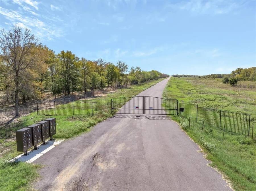 Property photo for 1717 Channing Lane, Wills Point, TX