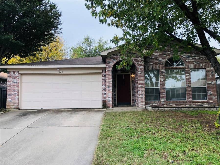 Property photo for 524 Blue Haze Drive, Fort Worth, TX