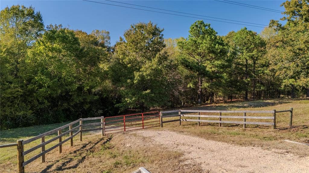 4270 FM 753, Athens, TX 75751 4270 FM 753, Athens, TX 75751