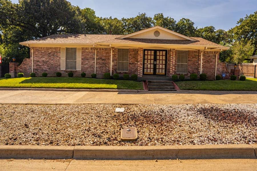Property photo for 5520 Mac Arthur Drive, Fort Worth, TX