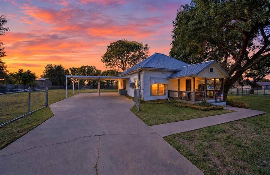Property photo for 17781 FM 3080, Mabank, TX