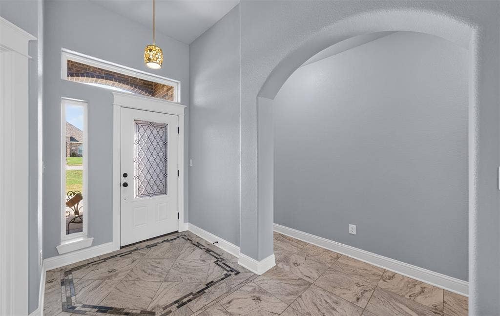1513 White Bear Trail, Lindale, TX 75771