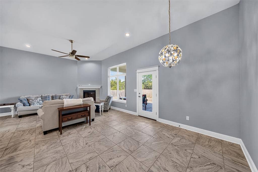 1513 White Bear Trail, Lindale, TX 75771