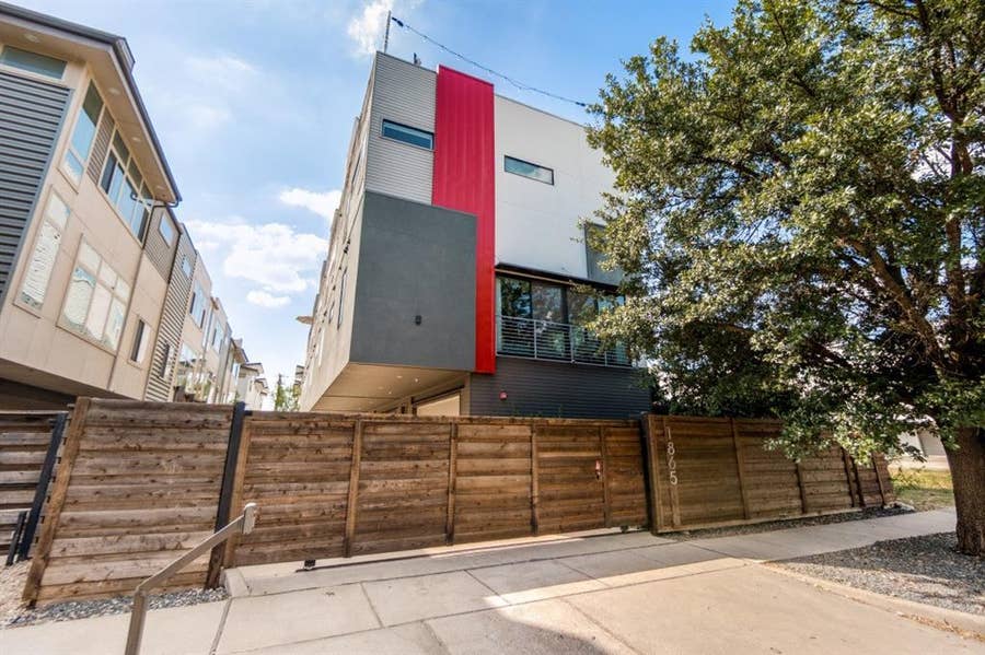 Property photo for 1865 Summit Avenue, #105, Dallas, TX