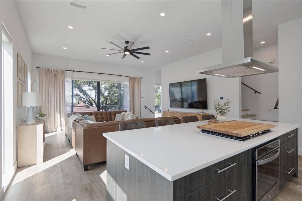 1865 Summit Avenue, #105, Dallas, TX 75206 1865 Summit Avenue, #105, Dallas, TX 75206