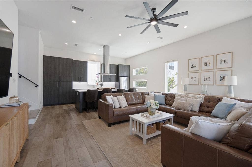 1865 Summit Avenue, #105, Dallas, TX 75206 1865 Summit Avenue, #105, Dallas, TX 75206