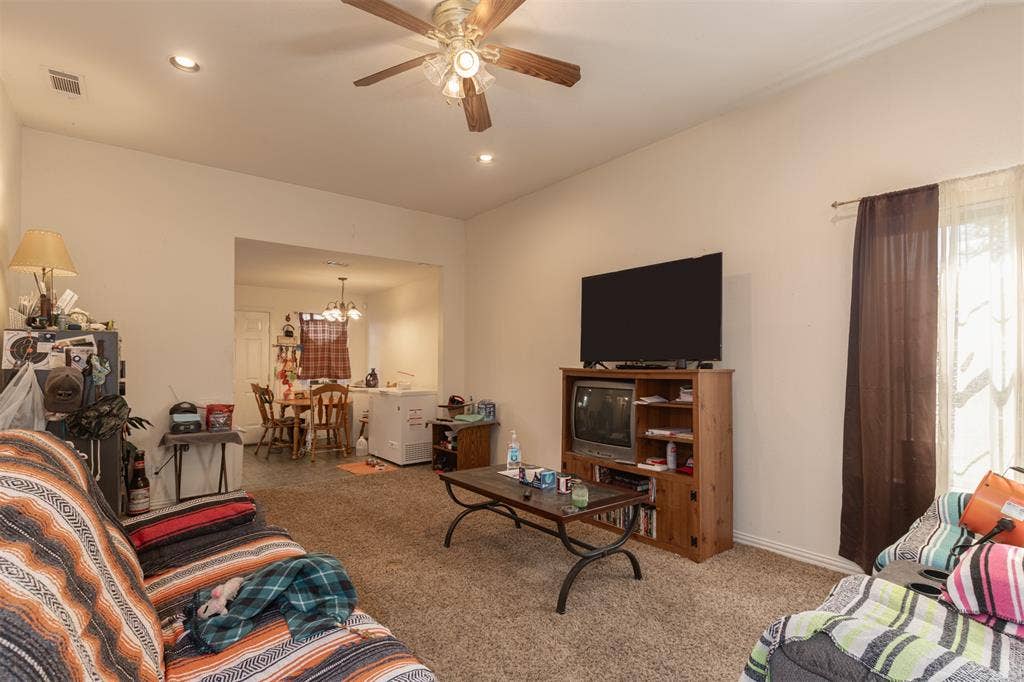 2601 W County Road 3306, Greenville, TX 75402 2601 W County Road 3306, Greenville, TX 75402