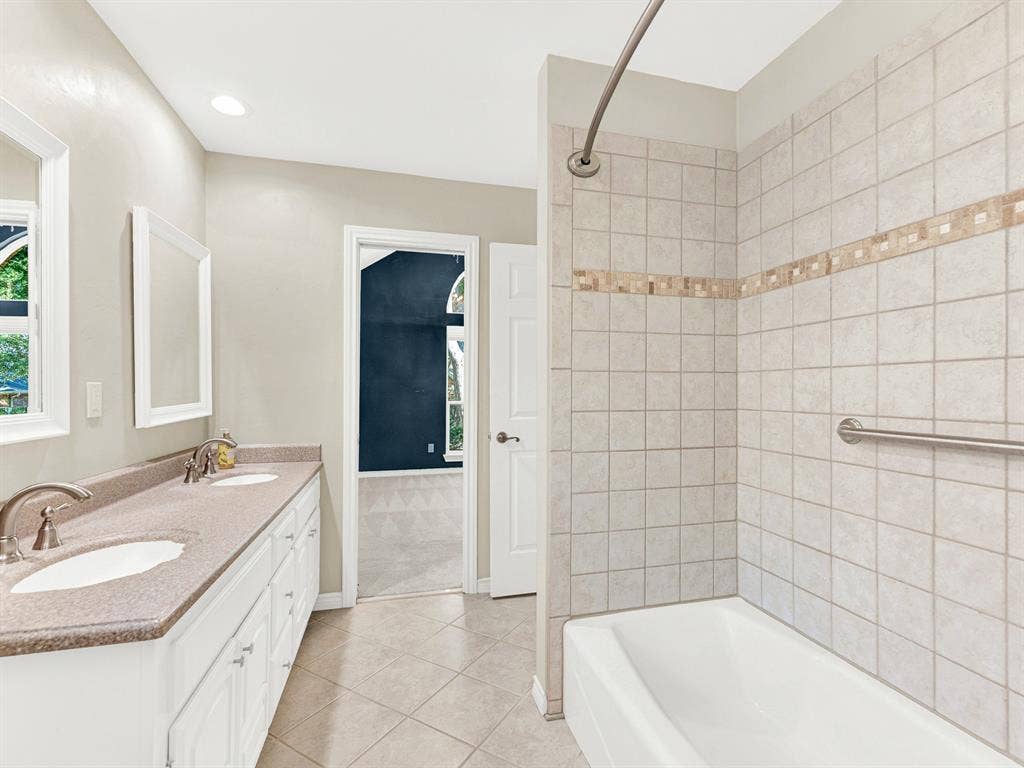 3320 Melanie Lane, Plano, TX 75023 3320 Melanie Lane, Plano, TX 75023
