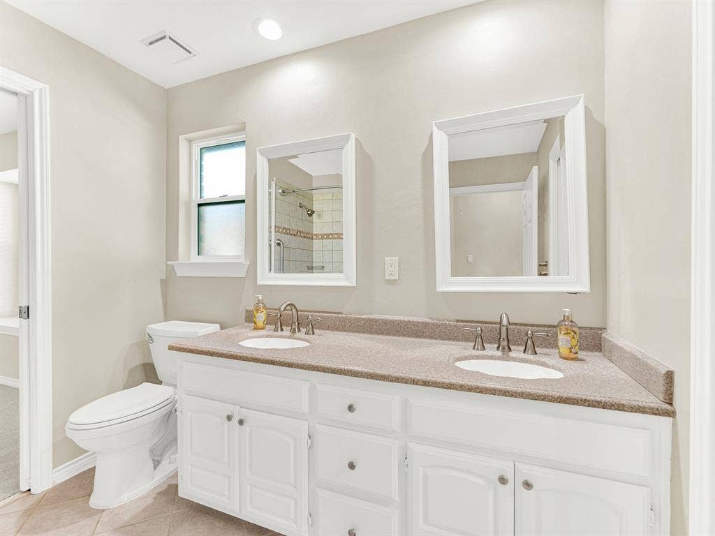 3320 Melanie Lane, Plano, TX 75023 3320 Melanie Lane, Plano, TX 75023