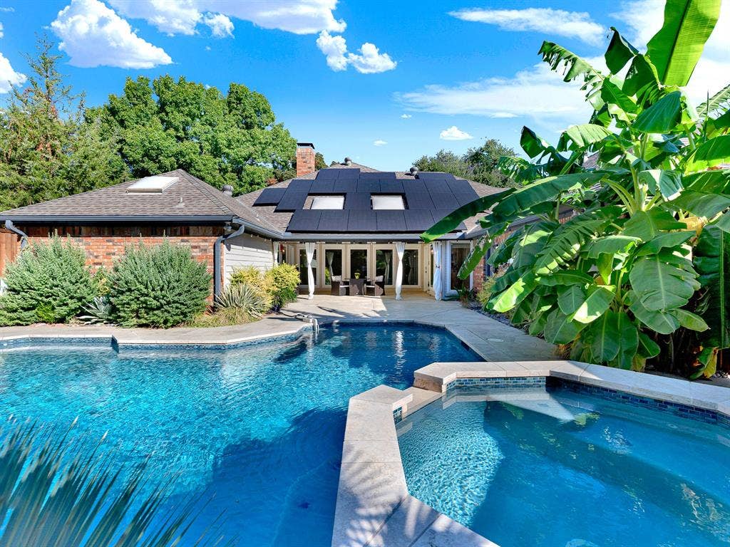 3320 Melanie Lane, Plano, TX 75023 3320 Melanie Lane, Plano, TX 75023