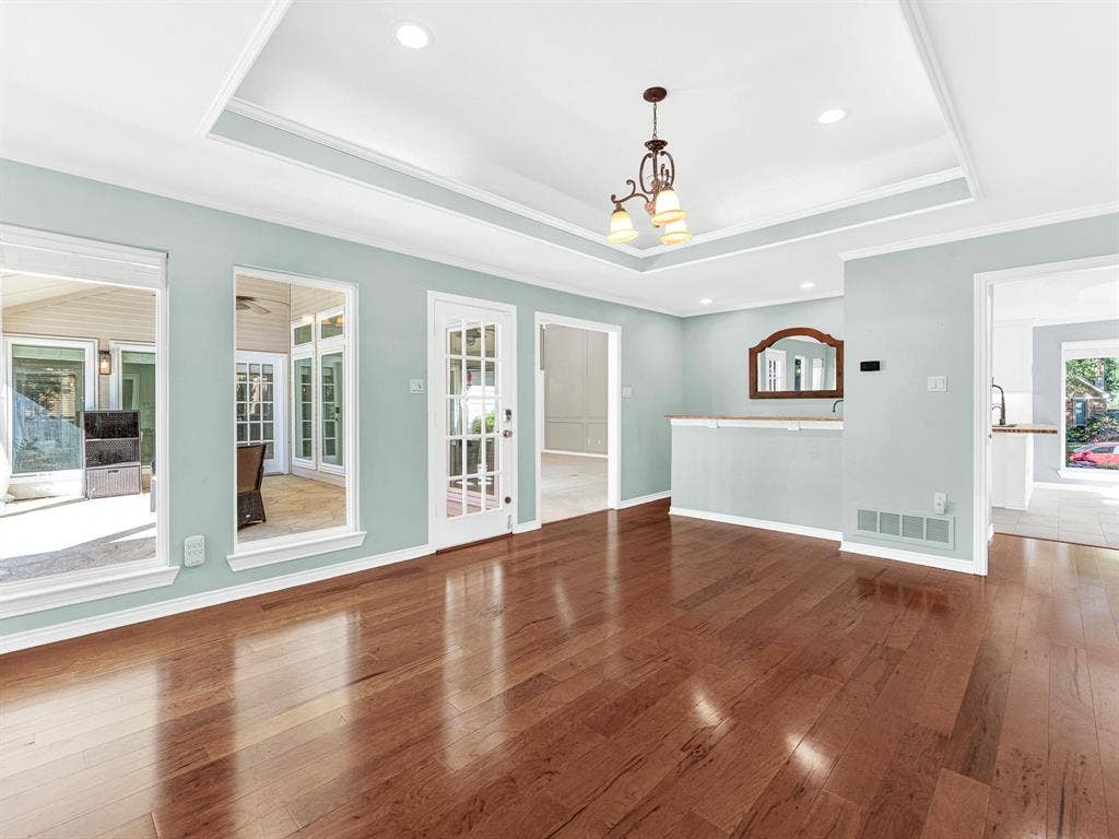 3320 Melanie Lane, Plano, TX 75023 3320 Melanie Lane, Plano, TX 75023
